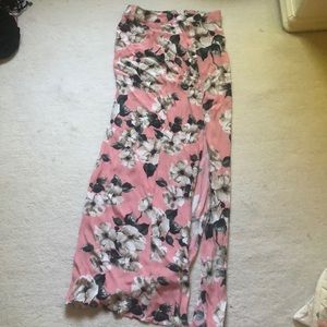 NWT TopShop Maxi skirt w/front slit Size 2